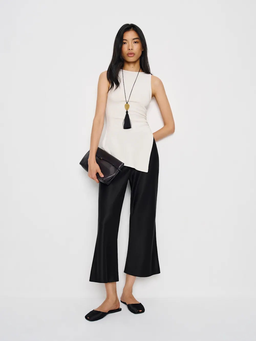 Gale Mid Rise Capri Pant